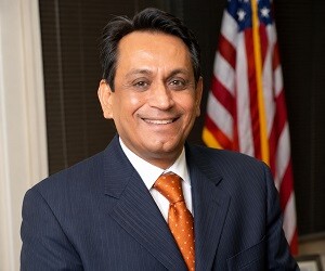 Gil Cedillo - images