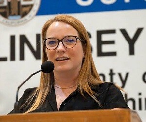 Lindsey Horvath - images
