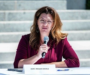 Megan Dahle - images