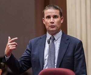 Mike McGuire - images
