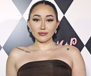 Noah Cyrus - images