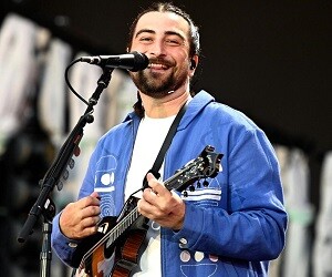 Noah Kahan