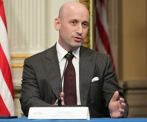 Stephen Miller - images