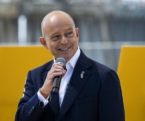 Steve Hilton - images