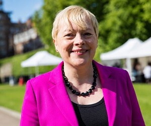 Angela Eagle - images