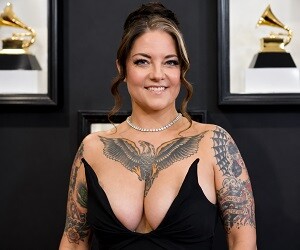Ashley McBryde - images