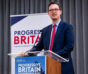 Darren Jones - images