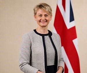 Yvette Cooper - images