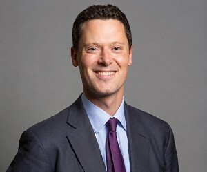 Alex Chalk - images