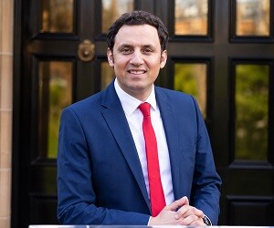 Anas Sarwar - images