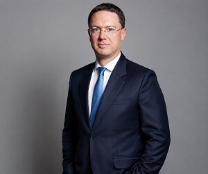 Robert Courts