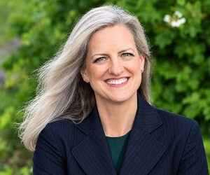 Janet Cowell